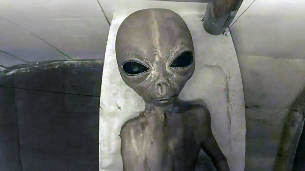 Alien Photos From History That Prove They're Real - Part 5 - YouTube