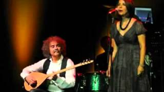 Ümmüşen - Beni Sana Sımsıkı Sarılı Görenler Olmuş Resimi