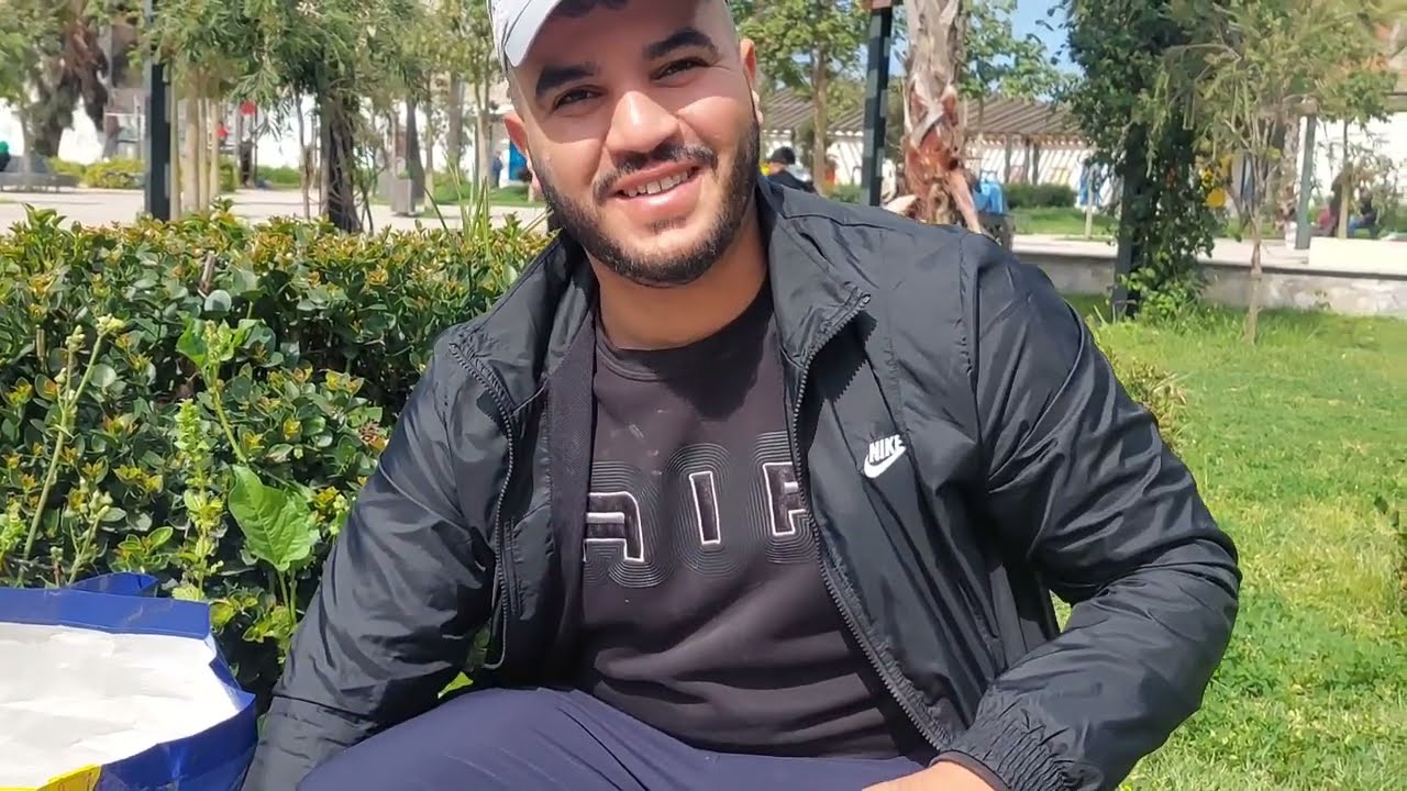 جولة في سوق القريعة للطيور المغردة والزينة مع أتمن فرجة ممتعة وشكرا للجميع 