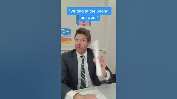 The teacher grading the papers be like… 🧐😳 #school #schoollife #schoolmemes #students #teacher
