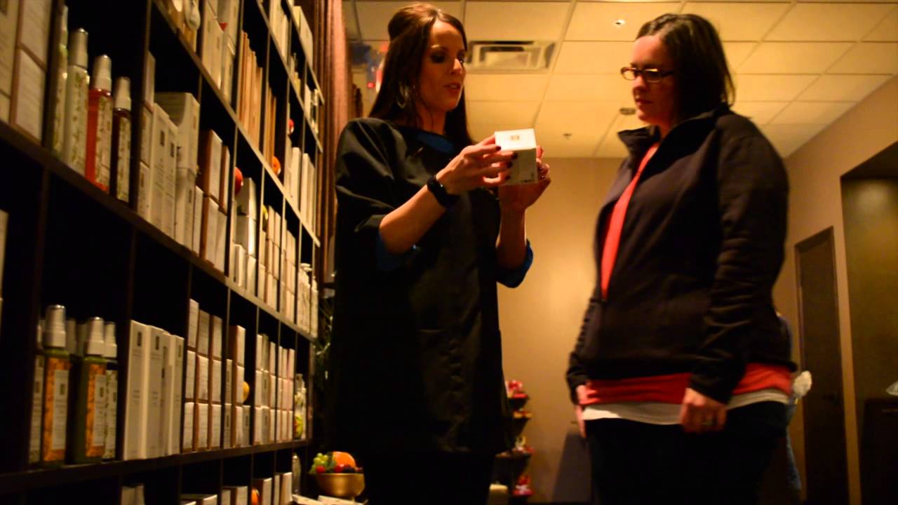 Nuts & BOLTS - INTERNATIONAL BUSINESS STUDENT OF THE YEAR NOMINEE 2014 - Lisa Norman