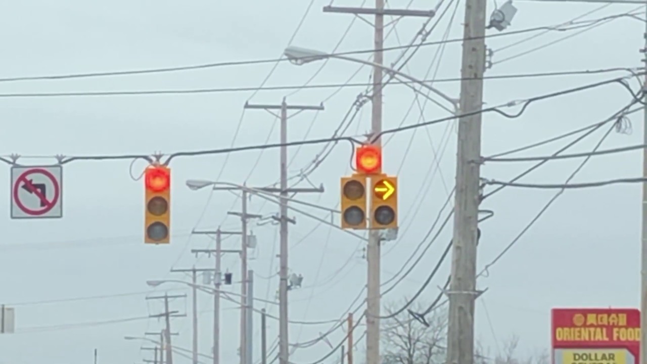 Econolite Doghouse Traffic Signals YouTube