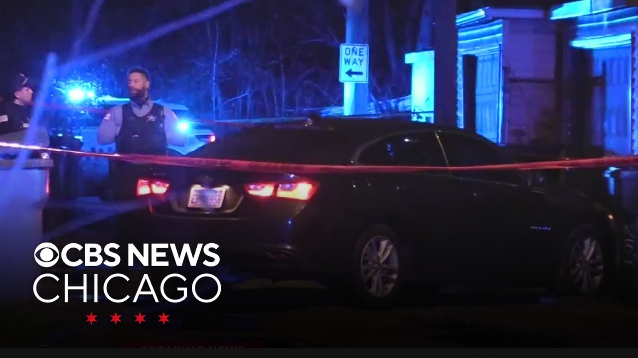Woman shot inside car in alley on Chicago's South Side