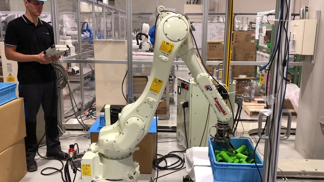 トヨタが認めたピッキングロボ 川重の意欲作が量産ラインへ 日経クロステック Xtech トヨタが認めたピッキングロボ 川重の意欲作が量産ラインへ 日経クロステック Xtech