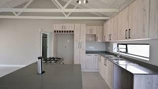 2997,2 8b Terebinth Street, Fairview