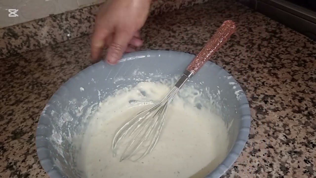 بيتزا سائلة في الفرن سريعة التحضير  رائعة المذاق و بحجم عائلي 👌