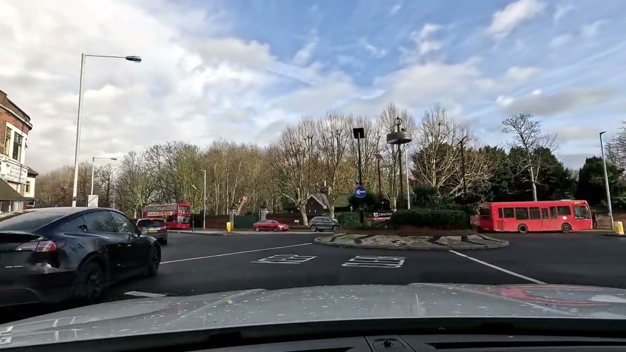 Morden Test Centre  - serious driving fault for drifting and holding traffic behind