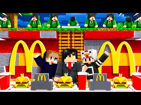 We Built a SECRET RESTAURANT under ESONI's HOUSE in MINECRAFT