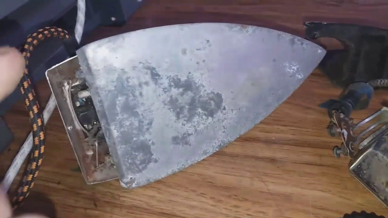 Ремонт утюгов СССР - YouTube