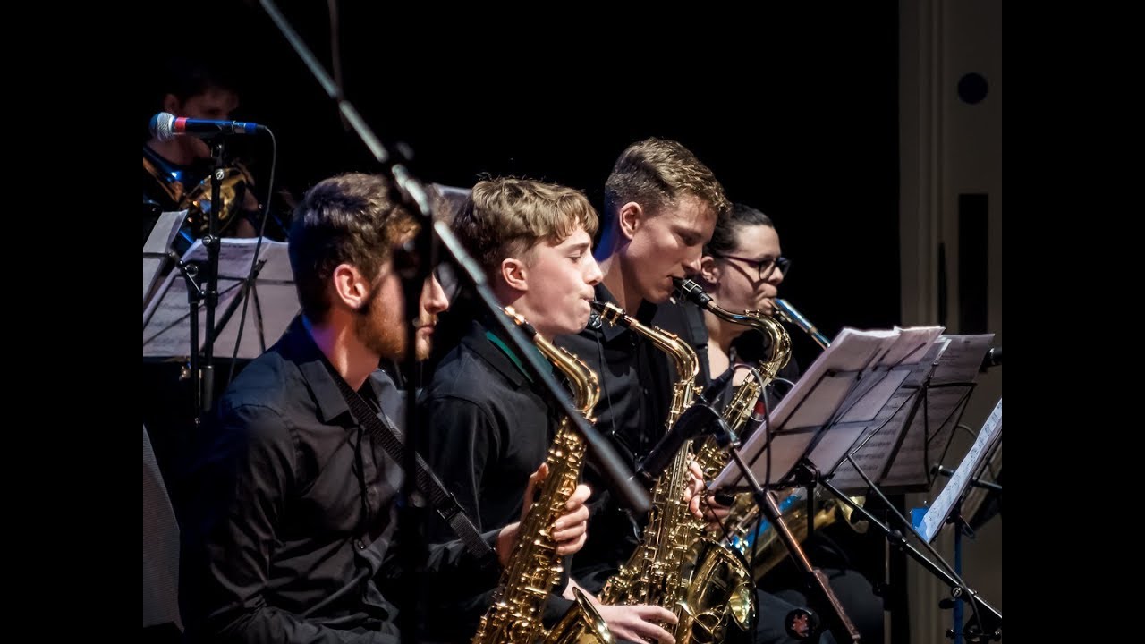 Assista a Chapel FM Jazz Collective at Seven Arts no YouTube Assista a Chapel FM Jazz Collective at Seven Arts no YouTube