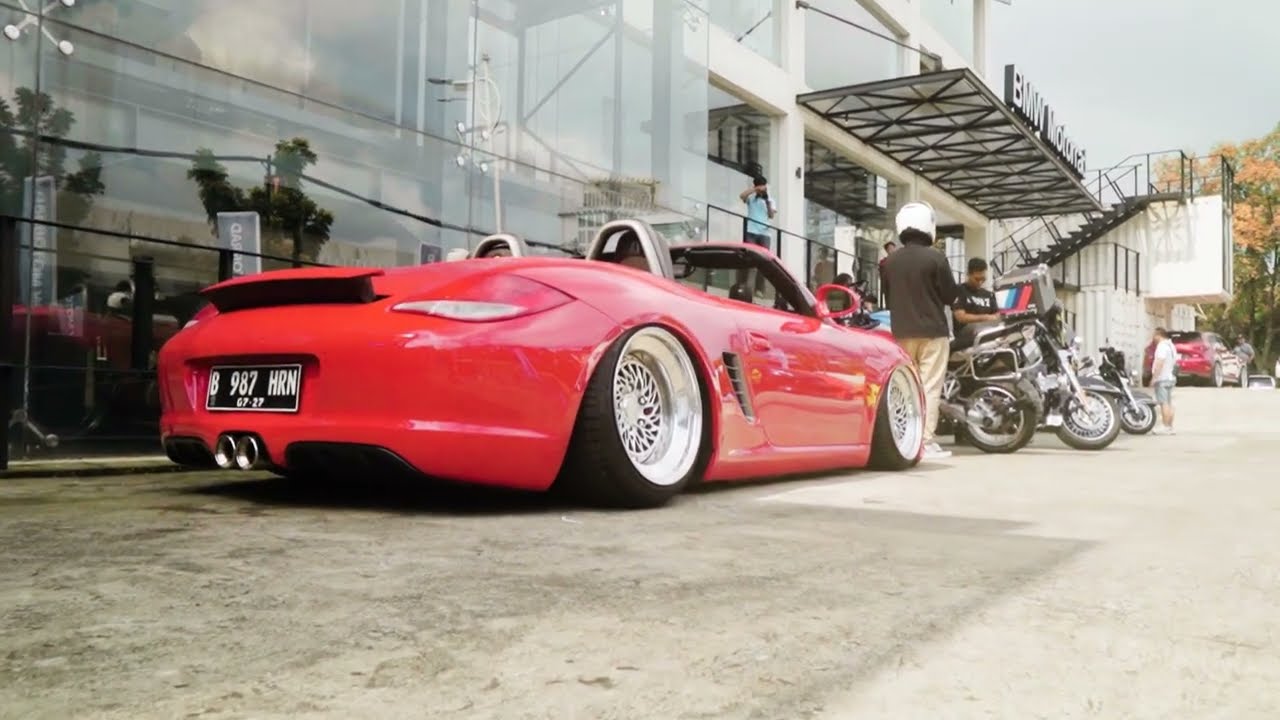 BAGGED PORSCHE di BMW MOTORRAD