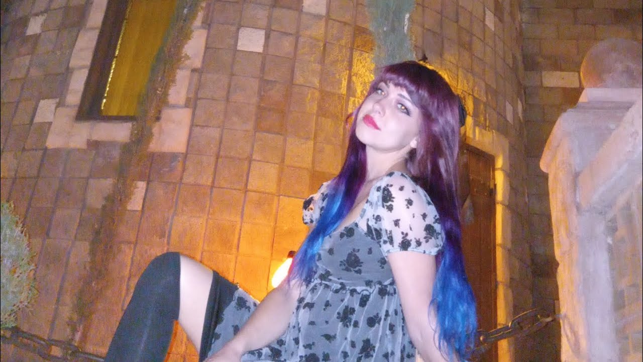 Moonstruck Remedy Ray live performance