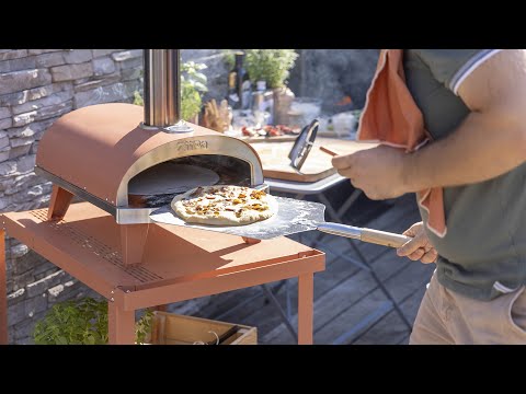 Four a pizza à bois Ooni Fyra 12 : des pizzas en 2 minutes ! (pour de  vrai!) 500° 33cm pizzeria 