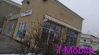 Exploring Inside an abandoned T-mobile - Newington NH
