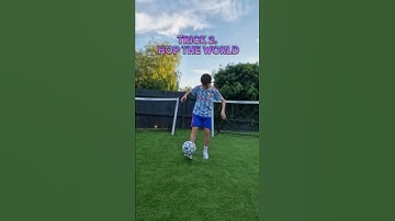 3 EASY FREESTYLE TRICKS YOU CAN LEARN! ⚽⚽⚽ #football #skills #shorts