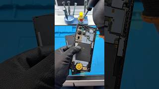 Esbarraram no cliente e este S23 Ultra quebrou a tela original, quem arca com o prejuízo? #s23ultra