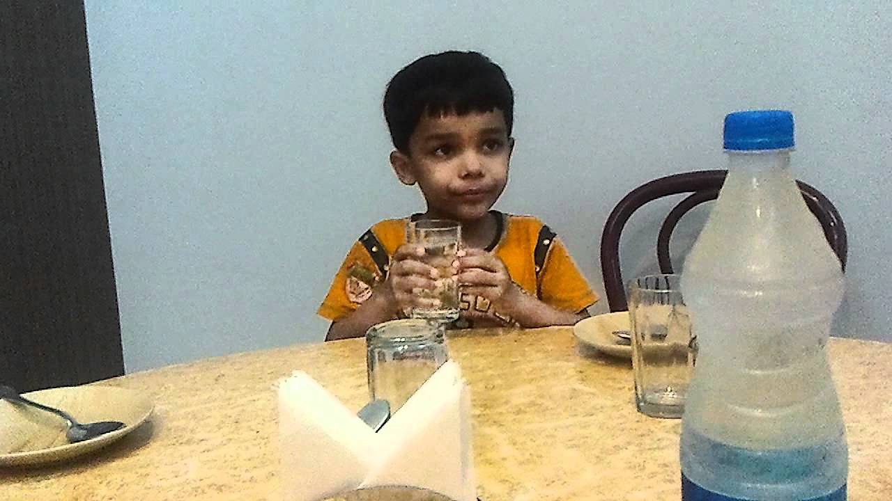 video 2011 08 13 19 49 01 Aaptakaam in Restaurant