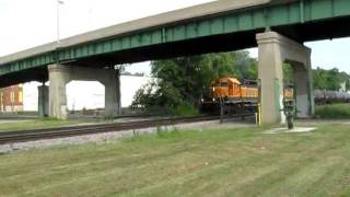Two SD40-2s lead BNSF mixed freight train