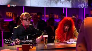 Video voorbeeld van "Dave von Raven  & Armand - Lying All The Time (Live in DWDD)"