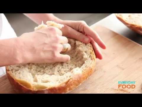 Vídeo: Como Fazer Um Sanduíche De Tapenade