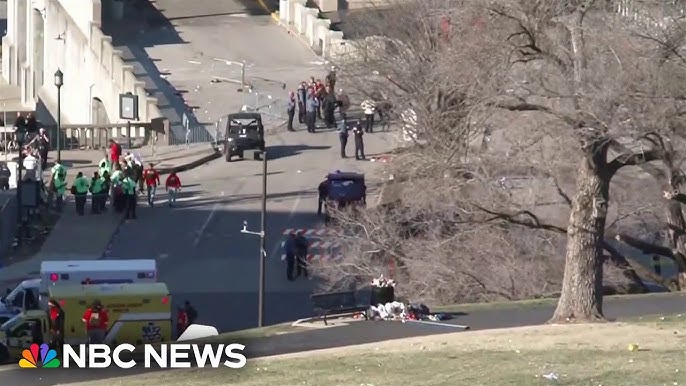 Police At Least 1 Killed 9 Injured At Chiefs Super Bowl Parade