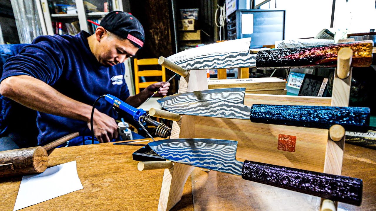 Процесс изготовления дамасского ножа. Новые ножи, изготовленные мастерами-ремесленниками.Удивительна