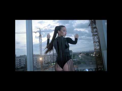 ELENA FT. JALA