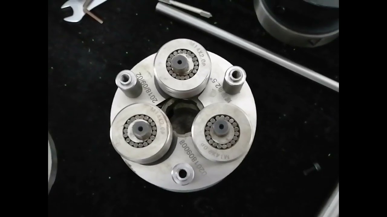 TOBEST thread rolling head installation