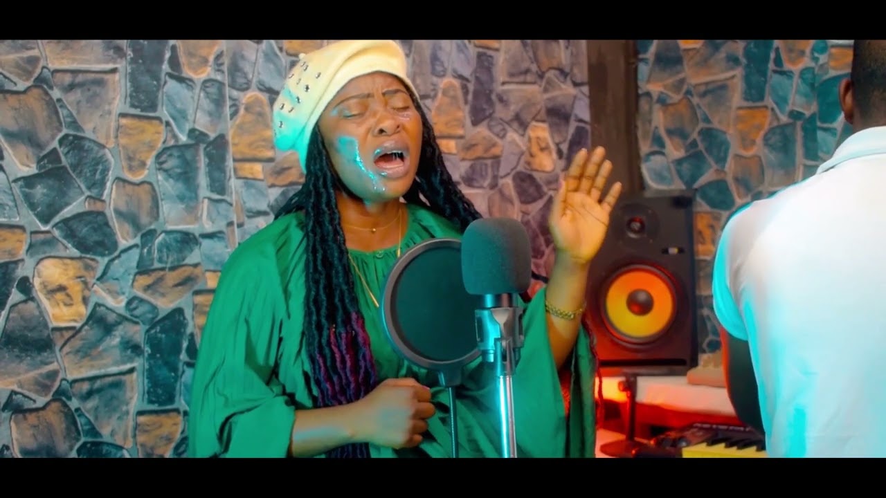 COMPILATION-Senga Mukwashi , Sabaoth( un moment fort dans la prière😭 ) avec la Sr L'or Grâce Mavava