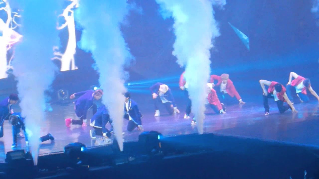 140823 EXO TLPSG - Wolf