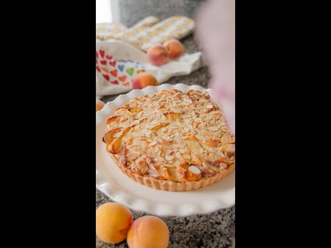 Easy peasy PEACH TART