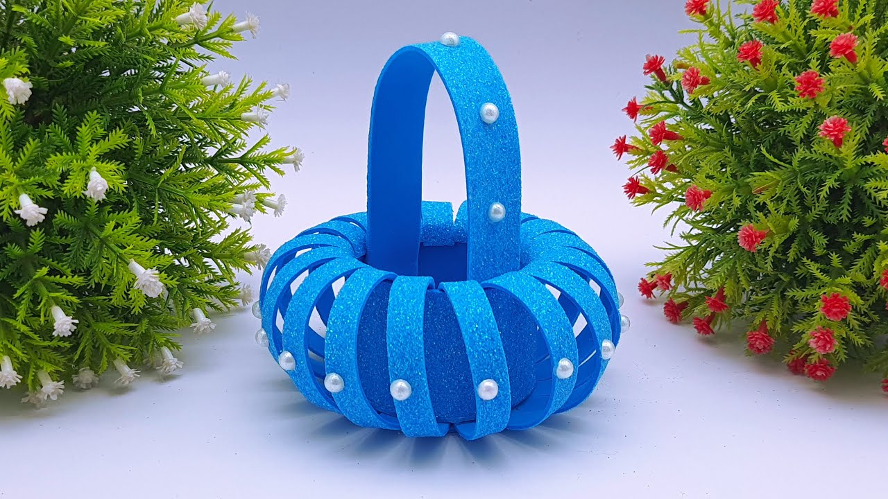 Amazing DIY Basket Ideas for Christmas Gifts Xmas Flower Basket 🎁 DIY