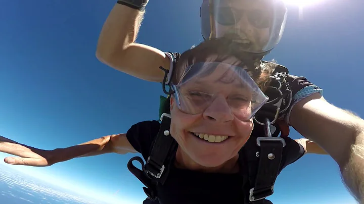 Tandem Skydiving Video - Skydive Jurien Bay - Susa...