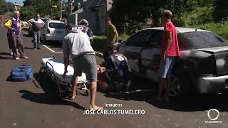 Motociclista tem o pé fraturado após cair com a moto...