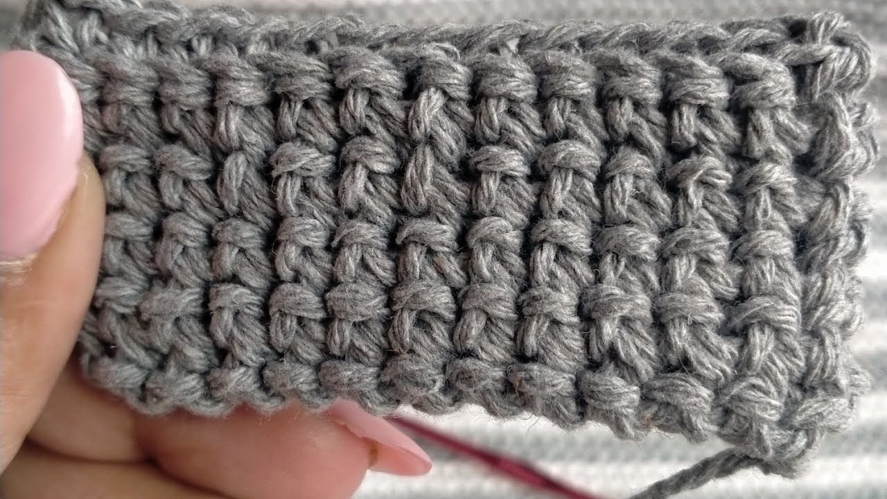 Punto bajo doble, es ideal para hacer bolsos, asas, cinturones, para la parte baja del bikini ect..