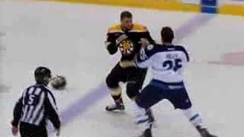 Tyler Randell vs Blair Riley Oct 4, 2013