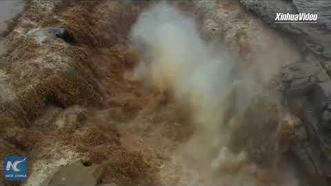 Cảnh đẹp ngoạn mục của thác nước Hồ Khẩu sau những cơn mưa mùa thu