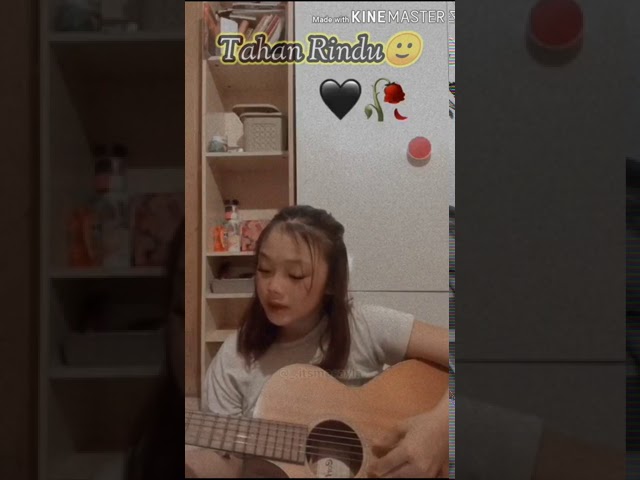 Tahan Rindu Bila Jauh Sayang 🙃 || Cover Akustik By Lala class=