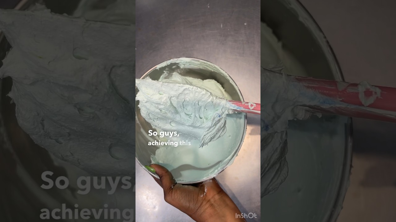HOW TO COLOR YOUR WHIPPED CREAM EASILY