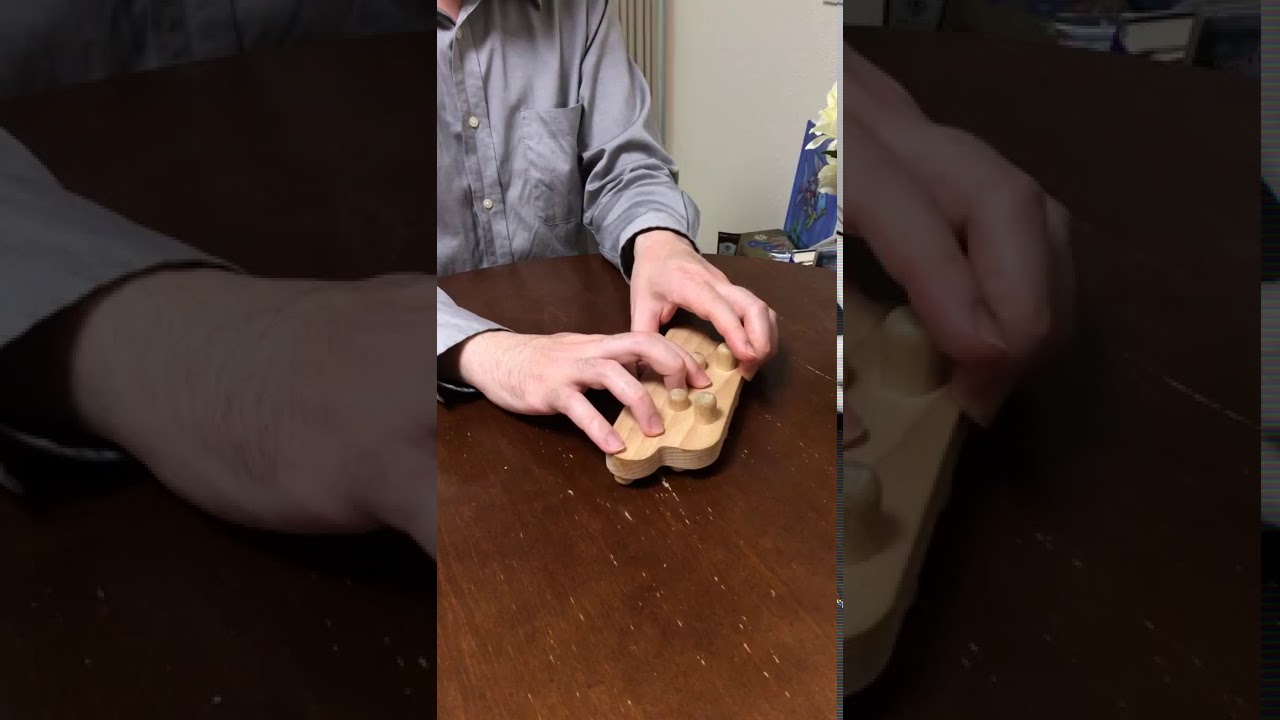 ピアノのためのトレーニングボードの使い方 (Finger Exercises for Piano) - YouTube ピアノのためのトレーニングボードの使い方 (Finger Exercises for Piano) - YouTube
