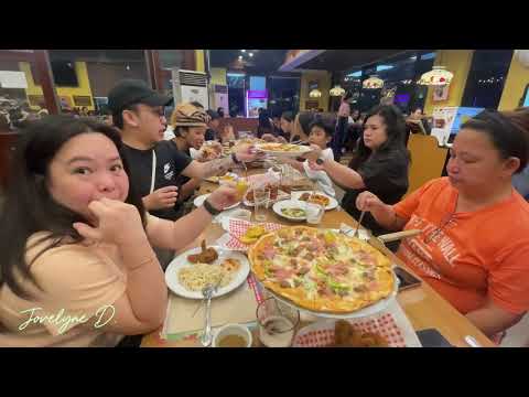 DINNER WITH MY FAMILY!!!