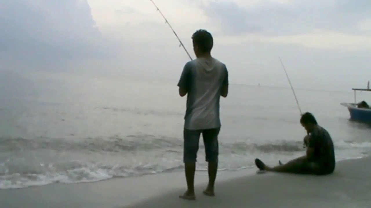 Mancing Sambil Liburan Di Pantai Cermin Sumatra Utara Fishing