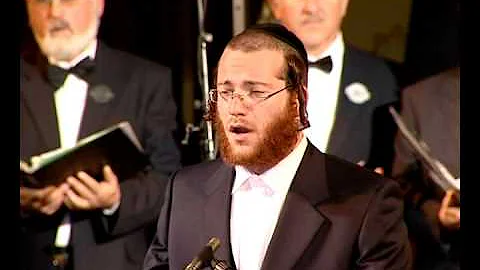 Cantor Yaakov Lemmer Sings Zochreinu L'chaim With ...