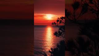 sombras, mar, sol... un hermoso atardecer.
