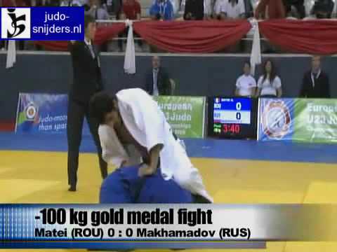 Judo 2009 Antalya: Daniel Matei (ROU) - Zafar Makh...