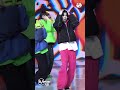 40초 요약으로 보는 JYP 신인 킥플립 '응 그래' 직캠