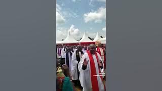 Muze Omumahanga gona mugambe ebyengiri yangye hymn. Rukiiga/Runyankole Anglican song .Kigezidiocese