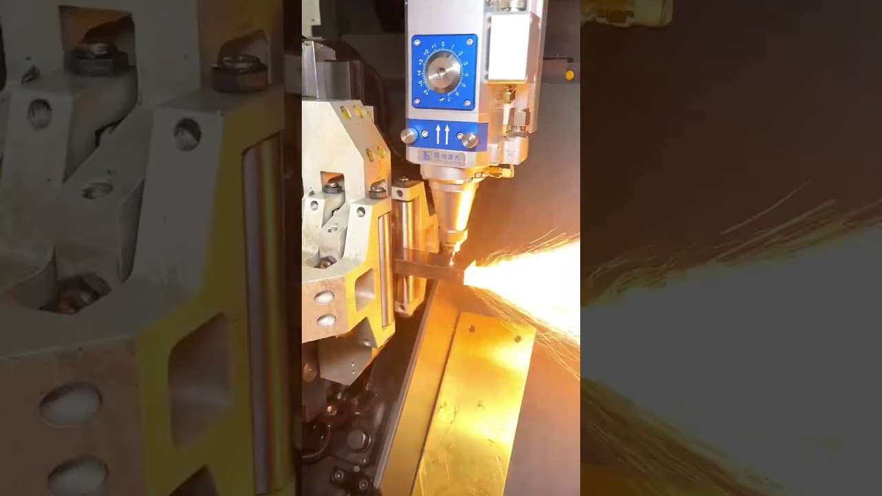 Y&uuml;ksek hassasiyetli boru kesme makinesi, kesimler ve eklemeler arasında k&uuml;&ccedil;&uuml;k boşluklar #laser