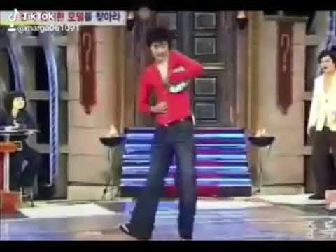 lee jong suk dance move When he was 16 yrs old