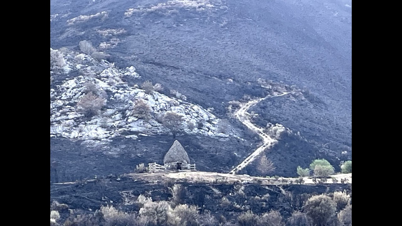 Portilla de  la Reina en llamas